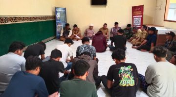 Cegah Perkelahian Terulang, Polsek, Forkopimcam dan MUI Sangkapura Bina Para Pemuda