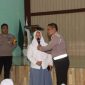 Keterangan Foto:
Polresta Sumenep melalui Bag SDM bersama Satbinmas dan Satlantas saat memberikan edukasi dan pemahaman tentang Artificial Intelligence (AI) kepada 140 pelajar MAN Sumenep, Selasa (18/8/2026).