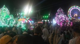 Ket Foto: Ribuan orang memadati Lapangan GOR A. Yani Sumenep saat pembukaan Madura Night Vaganza 2026, Rabu malam (26/8/2026). Kegiatan tersebut menjadi bagian dari rangkaian MCF #4 2026 sekaligus pembukaan Pameran Pembangunan Kabupaten Sumenep.