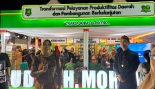 Direktur RSUD Sumenep dr. Erliyati, M.Kes memimpin langkah transformasi pelayanan untuk menghadirkan wajah RSUD Sumenep yang semakin dekat, humanis, dan responsif terhadap kebutuhan masyarakat.
