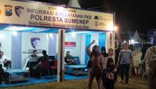 Ket Foto: Stan Polresta Sumenep di Pameran Pembangunan Madura Night Vaganza 2026 di GOR A. Yani Sumenep, Rabu (26/8/2026), menjadi bukti kehadiran polisi yang dekat dengan masyarakat, sekaligus membuka ruang pelayanan dan diskusi bagi warga yang datang.