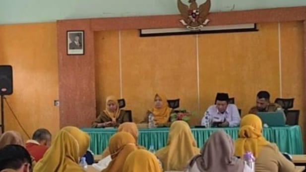 Ket Foto: Dinkes Probolinggo bersama lintas sektor membahas persiapan kesehatan haji sebagai upaya menjaga kebugaran dan kesehatan calon jemaah sejak dini.