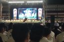 Ket Foto: Bupati Sumenep Achmad Fauzi Wongsojudo bersama jajaran Forkopimda dan ribuan ASN serta masyarakat mengikuti kegiatan Madura Bersholawat di Stadion A. Yani Sumenep, Kamis (3/9/2026) malam.