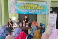Ket Foto: Kepala Puskesmas Bago, drg. Kimawaty Any Marsudi, bersama jajaran mengikuti advokasi Program Desa Sehat Mata Tahun 2026 di Desa Alasnyiur, Kecamatan Besuk, Kabupaten Probolinggo, Kamis (3/9/2026). Program ini mendorong deteksi dini gangguan penglihatan dan pencegahan kebutaan di masyarakat.