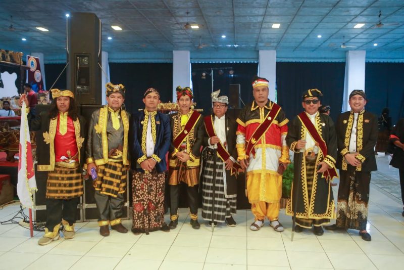 MEC 2026 siap digelar di Sumenep. Mengangkat tema “Keraton Sumenep”, gelaran budaya ini dijadwalkan dihadiri raja, sultan, pangeran dan kerabat kerajaan Nusantara dari berbagai daerah