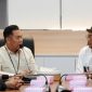 Foto: Kepala Diskoparekraf Kabupaten Probolinggo Heri Mulyadi dalam penyambutan grup musik asal Malaysia Banyak Bunyik Republik.