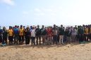 Ket Foto: Ratusan peserta dari berbagai unsur mengikuti aksi bersih-bersih Pantai Wisata Badur dalam rangka World Cleanup Day (WCD) 2026. Peserta melibatkan DLH Sumenep, pemerintah kecamatan dan desa, TNI-Polri, lembaga pendidikan, Pramuka, komunitas, dunia usaha serta masyarakat sekitar.