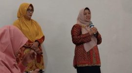 Ket Foto: Dinkes Kabupaten Probolinggo menggelar bedah kasus bersama dokter spesialis dan para bidan puskesmas sebagai upaya mengevaluasi pelayanan kesehatan ibu dan anak serta menekan risiko neonatal di wilayah Kabupaten Probolinggo, Kamis (24/9/2026).