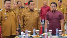 Bupati Sumenep Dr. H. Achmad Fauzi Wongsojudo berkomitmen memperkuat pencegahan stunting sejak masa kehamilan sebagai bagian dari upaya menyiapkan generasi emas 2045.
