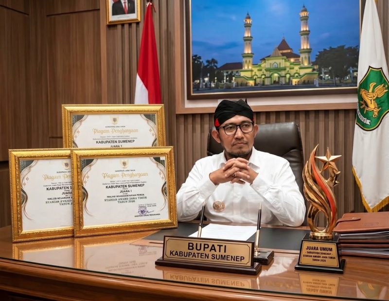 Kabupaten Sumenep meraih tiga Juara I pada FESyar Regional Jawa 2026, masing-masing kategori Wakaf, Keuangan Mikro Syariah, dan Inklusi Keuangan Syariah Pemerintah Daerah.
