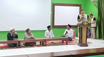Mata Sehat, Aktivitas Hebat! NU Care LAZISNU Bawean dan IROPIN Edukasi Warga dan Bagikan Kacamata
