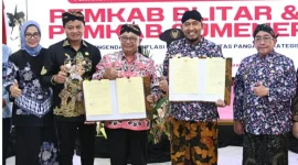 Ket Foto: Bupati Blitar Drs. H. Rijanto, MM bersama jajaran Pemkab Blitar saat memperkuat sinergi dengan Pemkab Sumenep dalam pengendalian inflasi dan menjaga stabilitas pangan strategis.