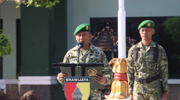 Upacara 17-an Kodim Sumenep, Panglima TNI Tekankan Profesionalisme dan Integritas Prajurit