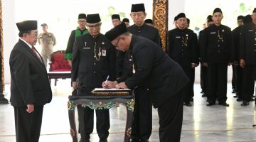 129 Kepala Sekolah Dilantik, Wabup Sumenep Ingatkan Ancaman Ketertinggalan Pendidikan di Era Teknologi