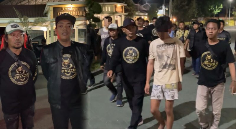 Foto kolase Ketua Yakuza Maneges Pusat Kediri, Jack (kiri) didampingi Tim Kuasa Hukum Ilham Adam Pratama, dan dua orang terduga pelaku diserahkan ke pihak kepolisian oleh jajaran anggota organisasi sosial spritual di Kediri (kanan)