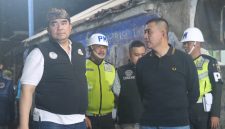 Ket foto: Kapolresta Sumenep Kombes Pol. Ariek Indra Sentanu bersama Kepala BNNK Sumenep Kombes Pol. Ferry Sandy Sitepu memimpin operasi gabungan untuk mengantisipasi peredaran narkotika di Kabupaten Sumenep, Selasa (20/10/2026) dini hari.