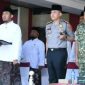 Ket. Foto: Dandim 0827/Sumenep Letkol Inf Citra Persada menghadiri Apel Hari Santri Nasional 2026 bersama unsur Forkopimda, ulama, dan ribuan santri di halaman Kantor Bupati Sumenep, Kamis (22/10/2026).
