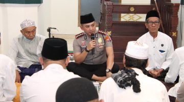 Tunjukkan Polisi Sahabat Masyarakat, Kapolresta Sumenep Perkuat Silaturahmi Lewat Subuh Keliling