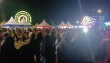 Ket foto: Suasana pembukaan Media Expo 2026 di sisi timur Lapangan GOR A. Yani, Sumenep, Sabtu (24/10/2026), yang menampilkan kreativitas pelajar dan seni budaya lokal.
