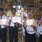 Ket foto: Lima siswa SMP Integral Luqman Al Hakim Sumenep berhasil mengukir prestasi dalam ajang HKIMO Heat Round 2026 dengan meraih satu medali emas, satu perak, dan tiga perunggu.
